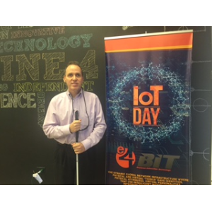 Foto de Manolo en Evento IOT.